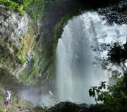 The Misol-Ha watrefall lies in the Northen part of Chiapas Province, Mexico, on the teritorry of Salto de Agua, Ejido San Miguel village. Size: 40 m heigh, 10 m wide. The water is falling in a basin of 40 m diameter and depth of 25 meters. - “Step behind the Falls”